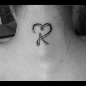 Meet your Posher, Edith